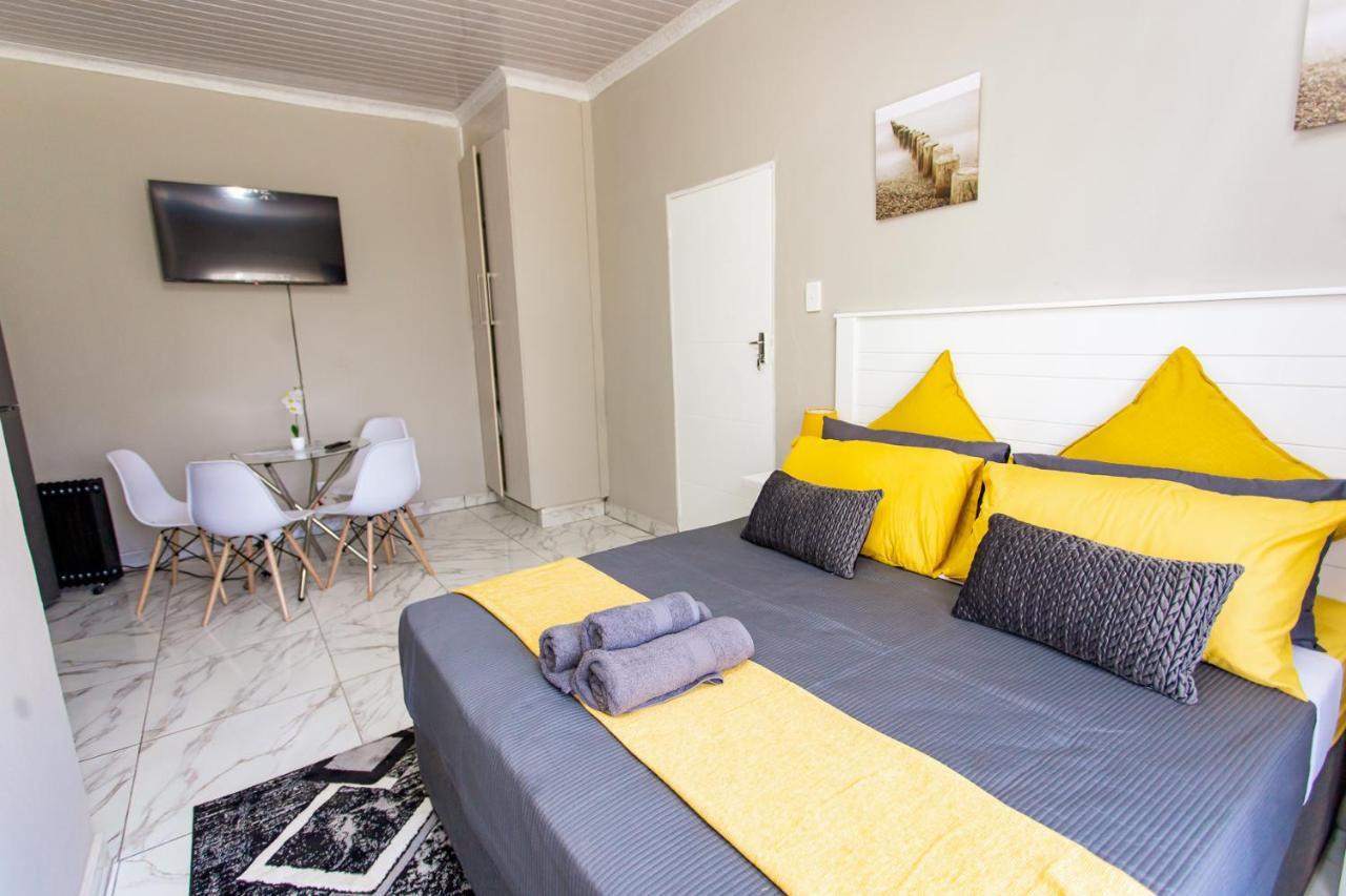The Hide On Kilburn Hotel Roodepoort Kültér fotó